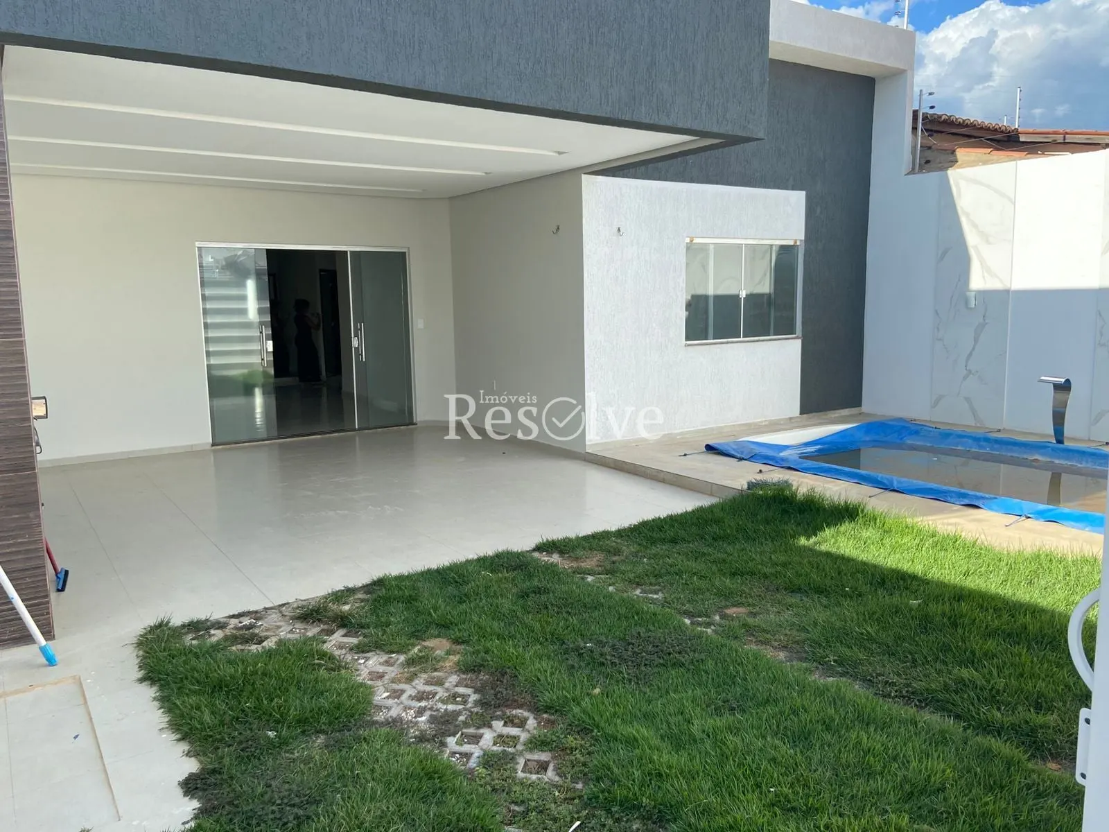 Foto 1 de 5: Casa alto padrão com piscina no Bairro Monte Castelo